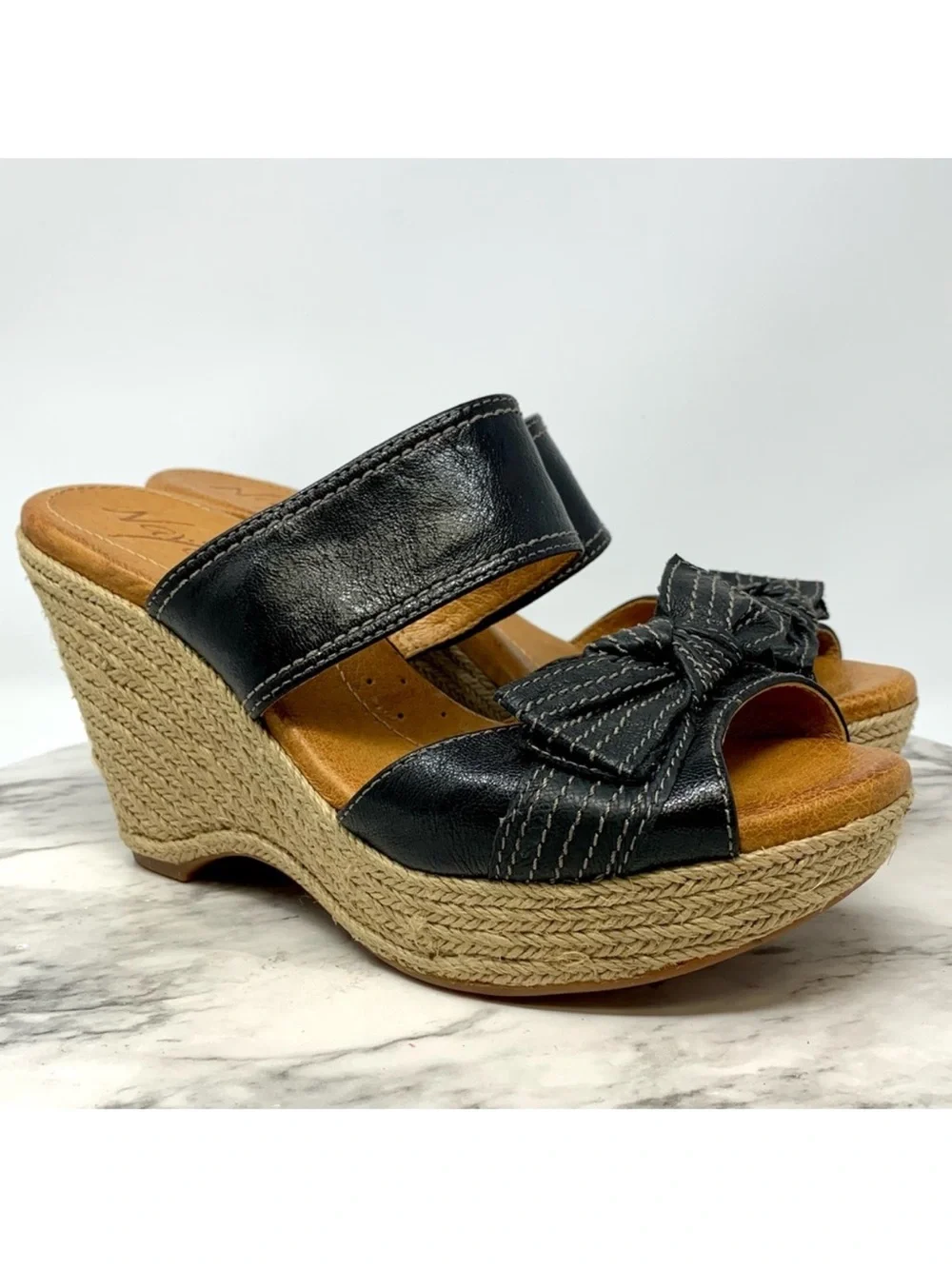 Naya Colette Bow Detail Black Leather Chunky Wedges 8.5 Feminine Resortwear Chic